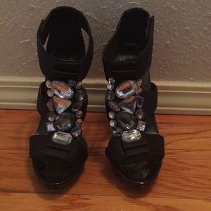 Steve Madden Satin High heel